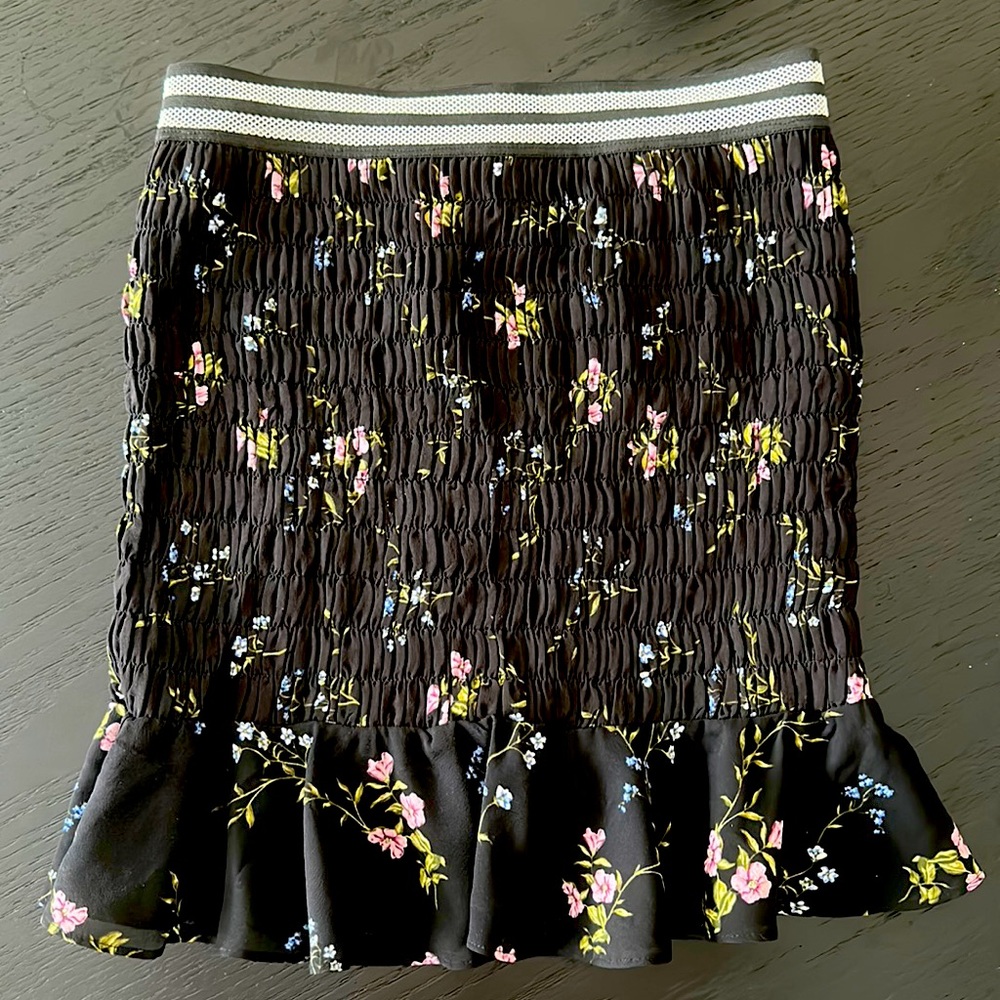 For Love & Lemons Black Floral Ruffle Mini Skirt NWT - Picture 3 of 4